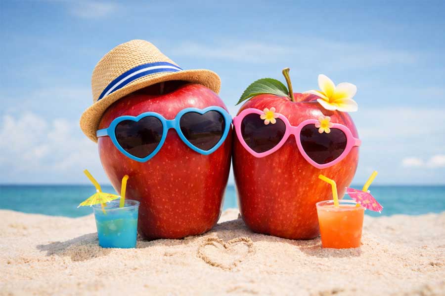 Fake Perfect Couples On Social Media: The Relationship They Post, Not The One They Live