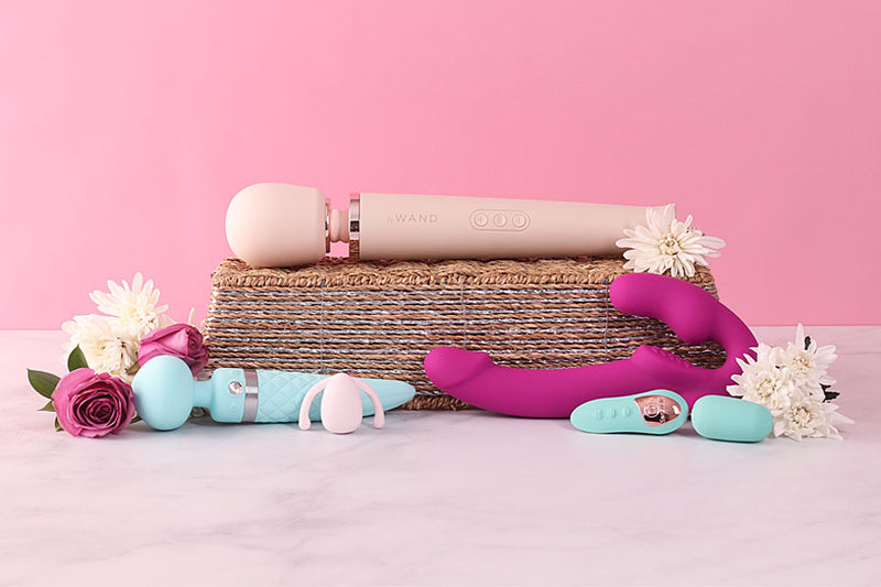 Plus Size Sex Toys | Easy To Reach & Hold | Hands-Free Sex Toys Plus Size Sex Toys | Easy To Reach & Hold | Hands-Free Sex Toys
